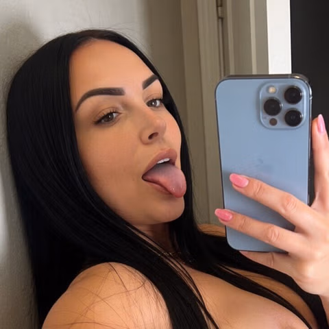 𝐔𝐑 𝐍𝐄𝐖 𝐎𝐁𝐒𝐄𝐒𝐒𝐈𝐎𝐍 😍