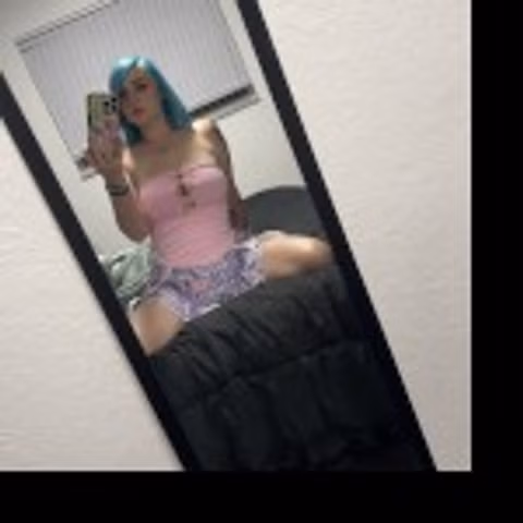 Chloee Mae