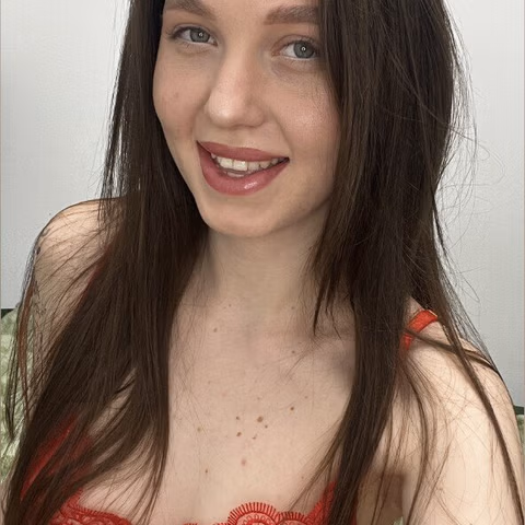 emilyhot