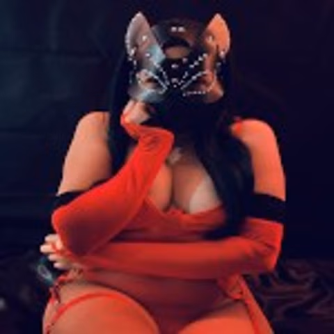 Cora Horny